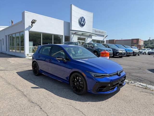 2025 Volkswagen Golf R Black Edition 4Motion - Photo 1