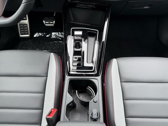 2025 Volkswagen Golf GTI Autobahn - Photo 20
