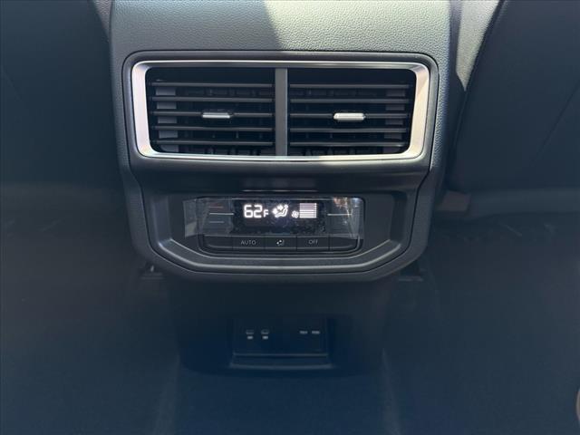 2025 Volkswagen Atlas Peak Edition 4Motion - Photo 21