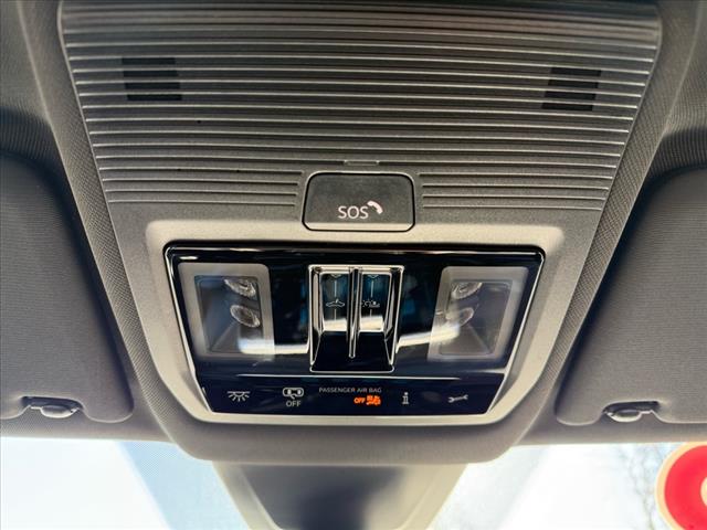 2025 Volkswagen Atlas Cross Sport SEL Premium R-Line 4Motion - Photo 22