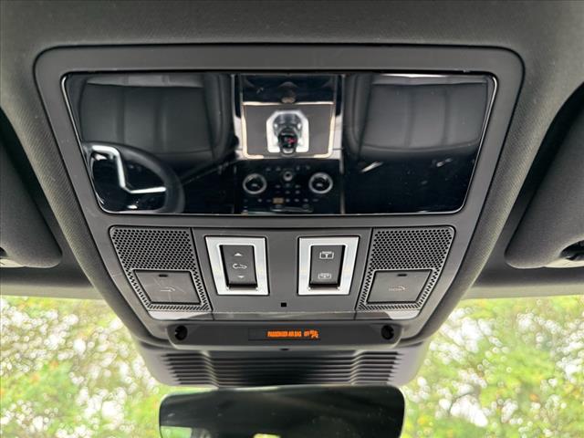 2023 Land Rover Range Rover Evoque P250 R-Dynamic SE - Photo 22
