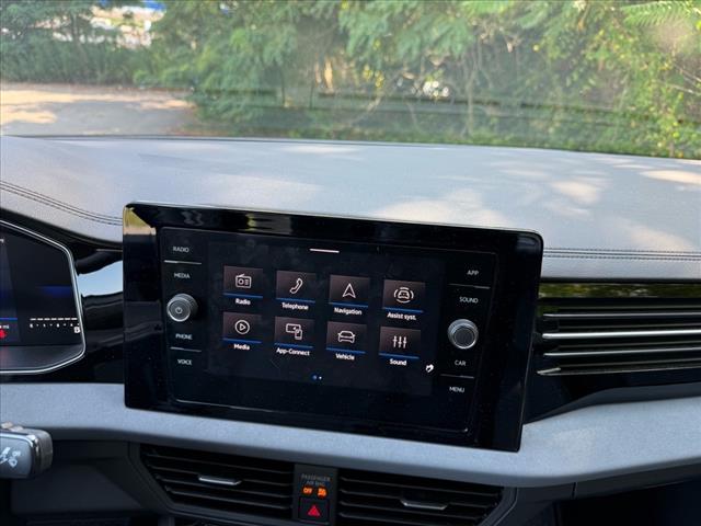 2025 Volkswagen Jetta SE - Photo 23