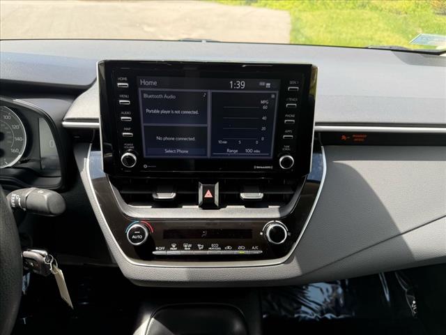 2021 Toyota Corolla LE - Photo 23