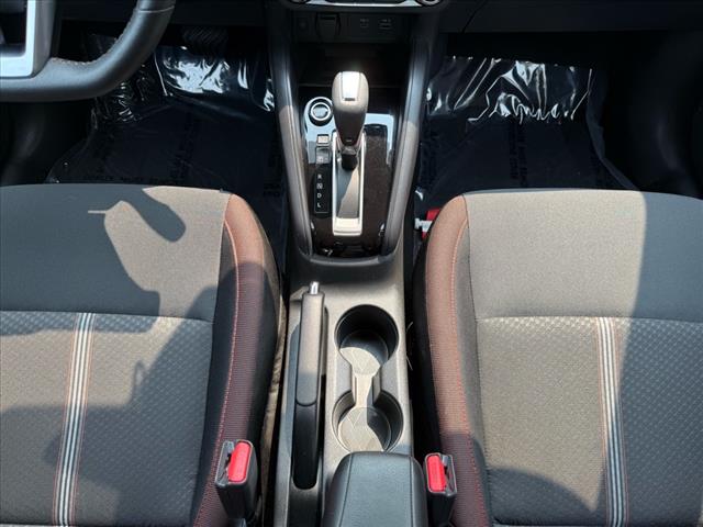 2023 Nissan Versa SR - Photo 24
