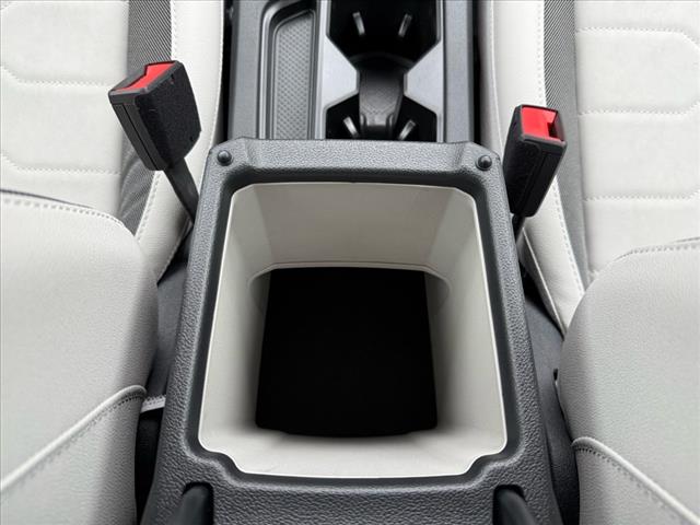 2025 Volkswagen Taos SE 4Motion - Photo 26