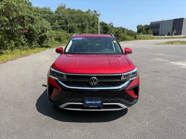 2022 Volkswagen Taos SE - Photo 2