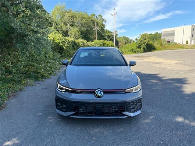2025 Volkswagen Golf GTI SE - Photo 2