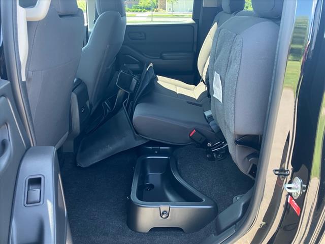 2022 Nissan Frontier S - Photo 31