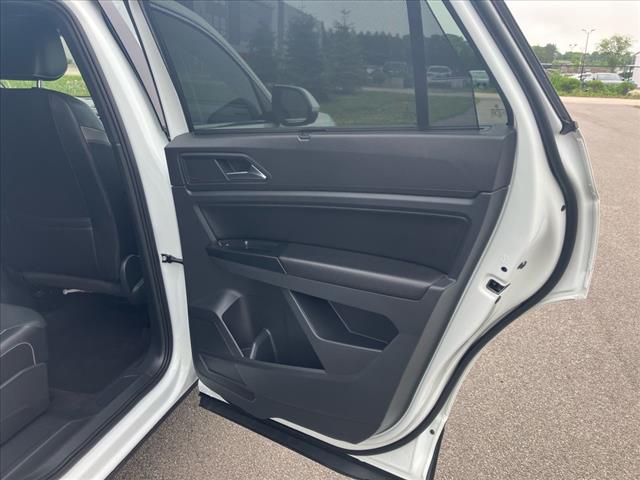 2020 Volkswagen Atlas Cross Sport V6 SEL Premium 4Motion - Photo 31