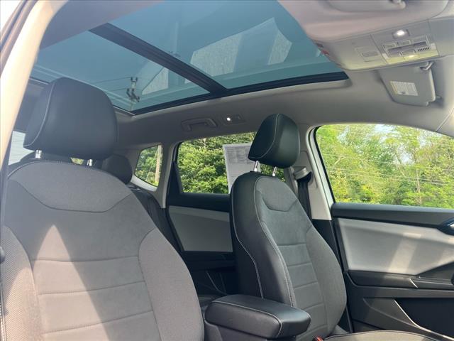2022 Volkswagen Taos SE 4Motion - Photo 31
