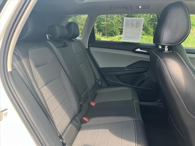 2022 Volkswagen Taos SE 4Motion - Photo 34