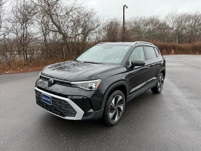 2025 Volkswagen Taos SE 4Motion - Photo 3