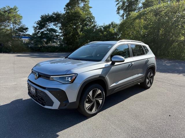 2025 Volkswagen Taos SE 4Motion - Photo 3