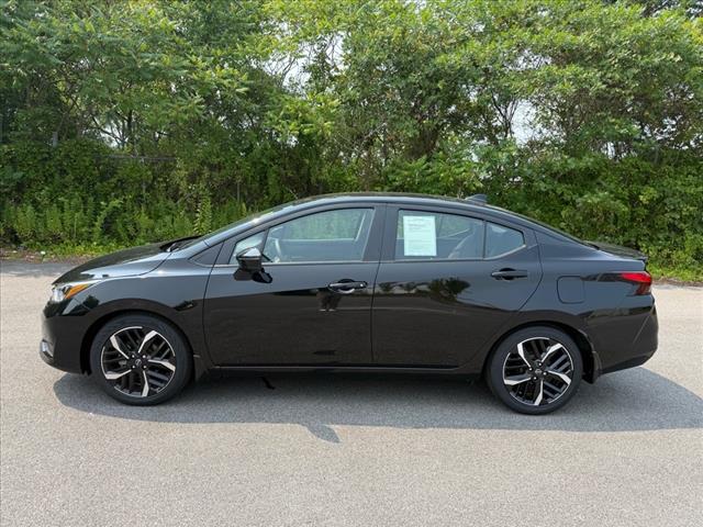 2023 Nissan Versa SR - Photo 4