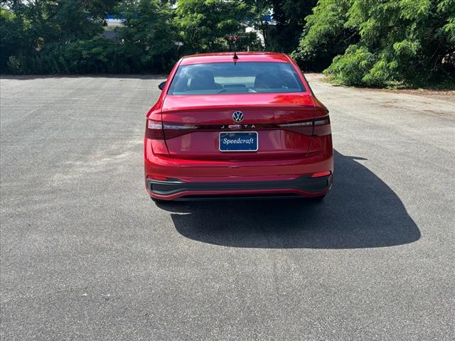 2025 Volkswagen Jetta Sport - Photo 4