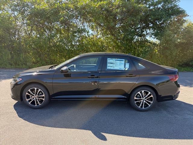 2025 Volkswagen Jetta Sport - Photo 4