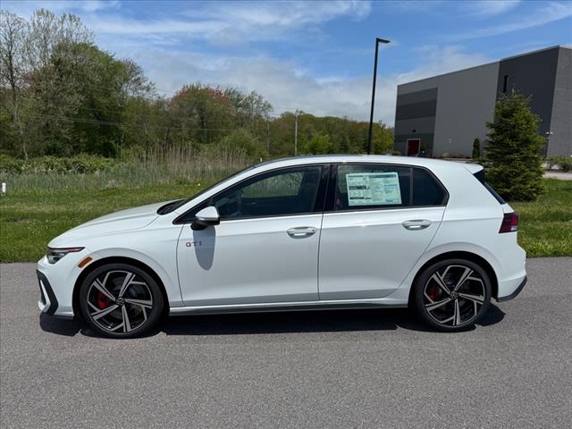 2025 Volkswagen Golf GTI SE - Photo 4