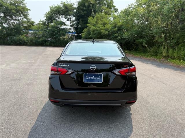 2023 Nissan Versa SR - Photo 6
