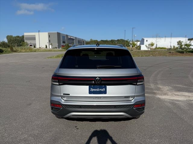 2025 Volkswagen Taos SE 4Motion - Photo 6
