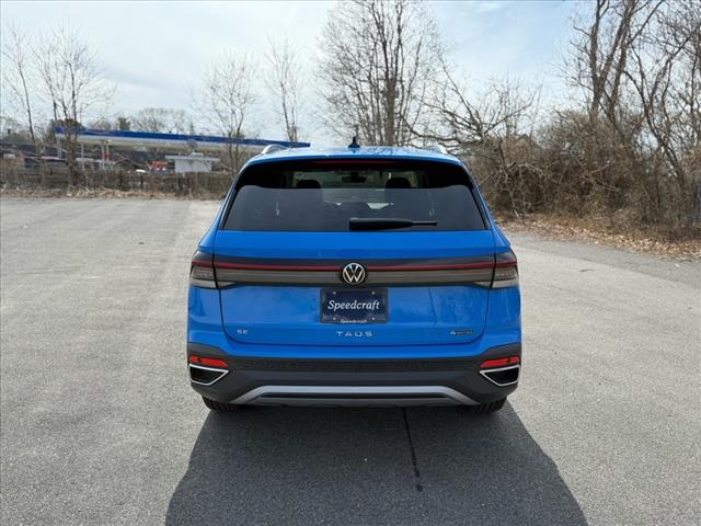2025 Volkswagen Taos SE 4Motion - Photo 6