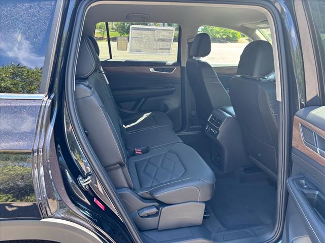 2025 Volkswagen Atlas SE 4Motion - Photo 8