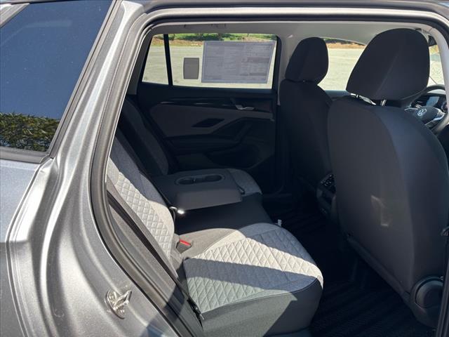 2025 Volkswagen Tiguan S 4Motion - Photo 8