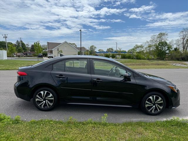 2021 Toyota Corolla LE - Photo 8