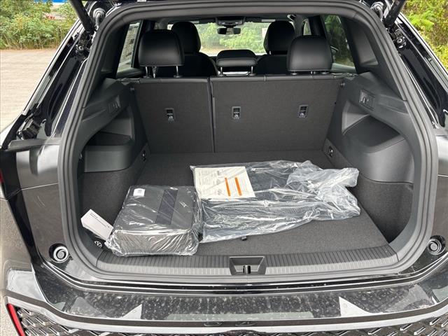 2025 Volkswagen Tiguan SE R-Line Black 4Motion - Photo 9