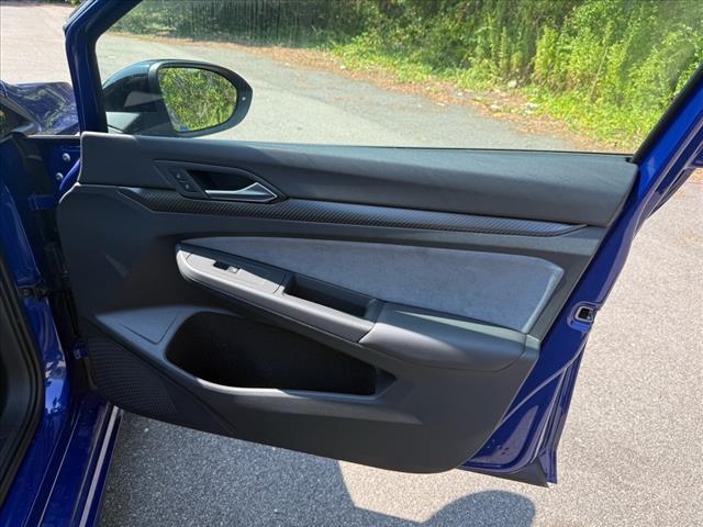 2025 Volkswagen Golf R Black Edition 4Motion - Photo 9