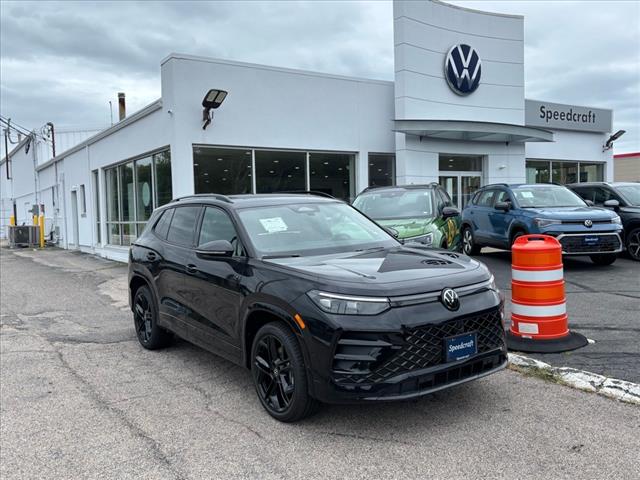 2025 Volkswagen Tiguan SE R-Line Black 4Motion, 3VVGR7RM4SM044720, Stock Number: V25195