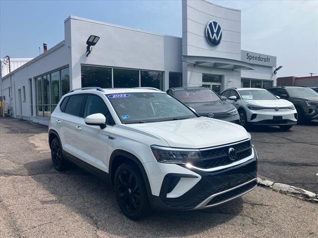 2022 Volkswagen Taos SE 4Motion