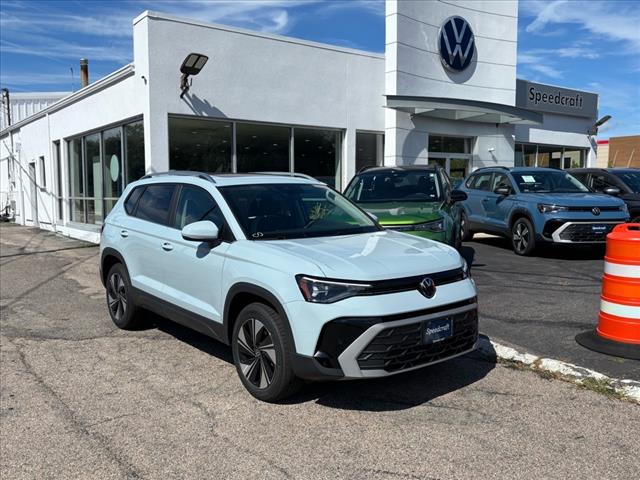 2025 Volkswagen Taos SE 4Motion, 3VVVC7B22SM075899, Stock Number: V25200