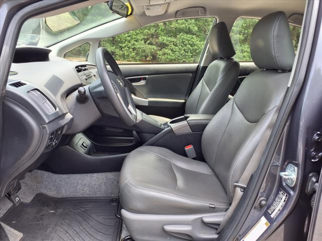 2015 Toyota Prius Plug-in Hybrid Base (CVT)