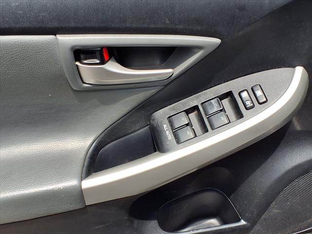2015 Toyota Prius Plug-in Hybrid Base (CVT)