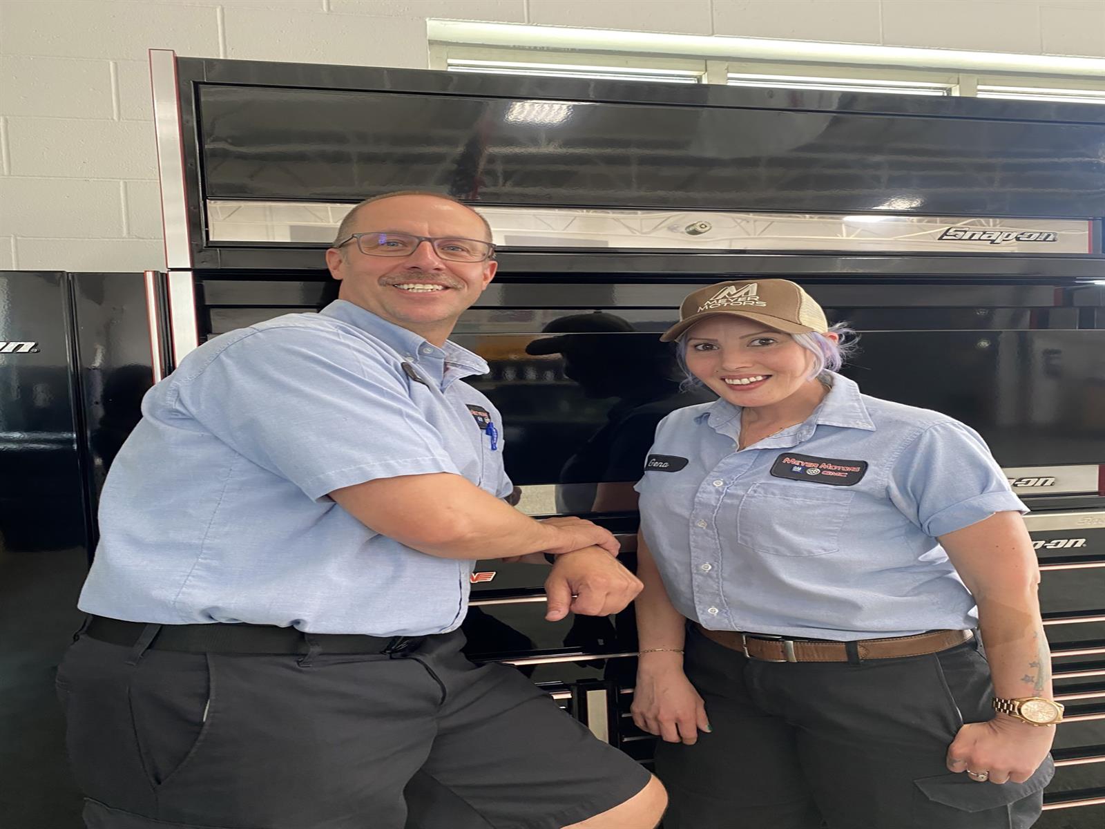 View vehicle photo 6