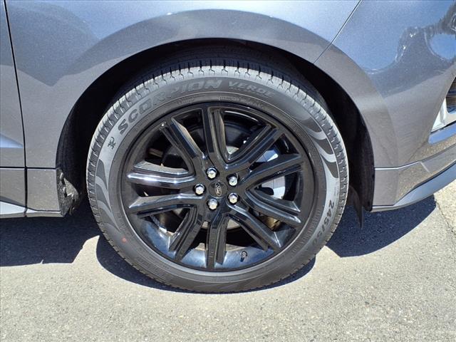 2022 Ford Edge ST Line