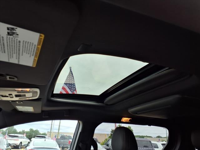 2022 Toyota Sienna XSE 7 Passenger