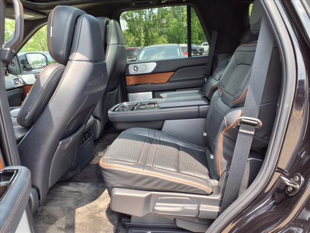 2024 Lincoln Navigator Black Label
