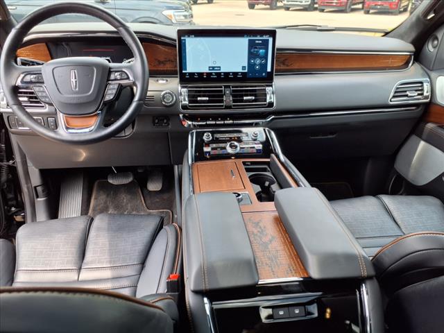 2024 Lincoln Navigator Black Label