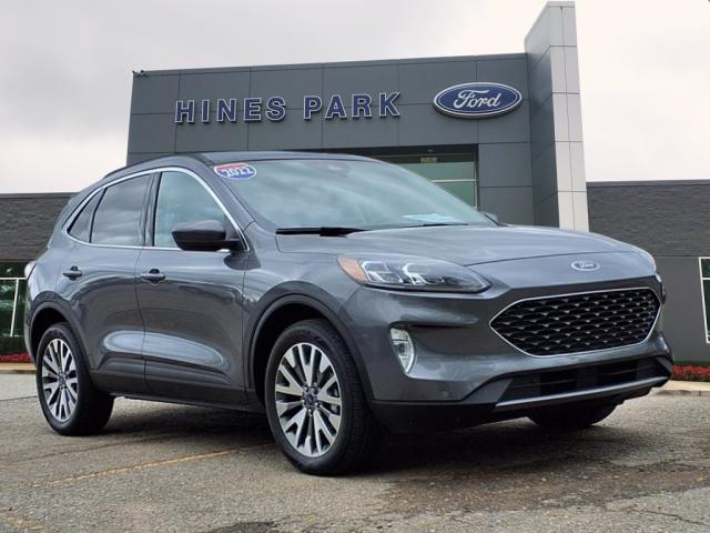 2022 Ford Escape Titanium