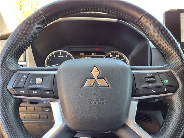 2024 Mitsubishi Outlander SE Black Edition