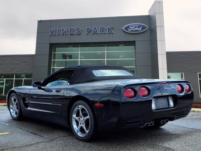 2002 Chevrolet Corvette Base
