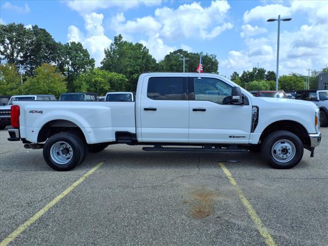 2024 Ford F-350 Super Duty XLT Dually