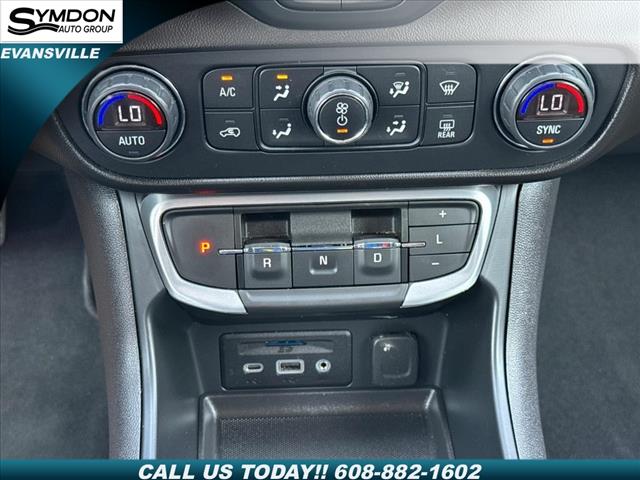 2022 GMC Terrain SLT