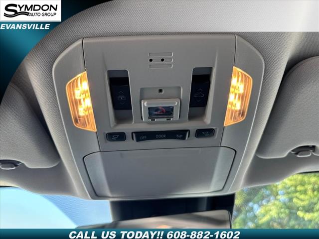 2022 Toyota Highlander Hybrid Platinum
