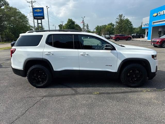 2023 GMC Acadia AT4