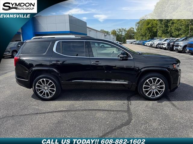 2023 GMC Acadia Denali