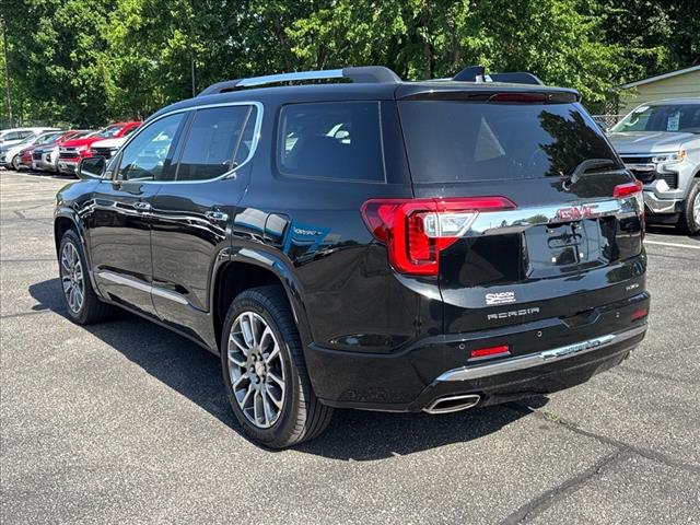 2023 GMC Acadia Denali