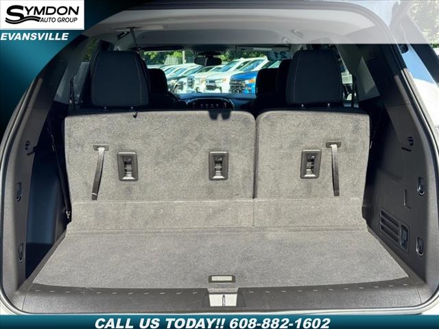 2021 Chevrolet Traverse LT Cloth