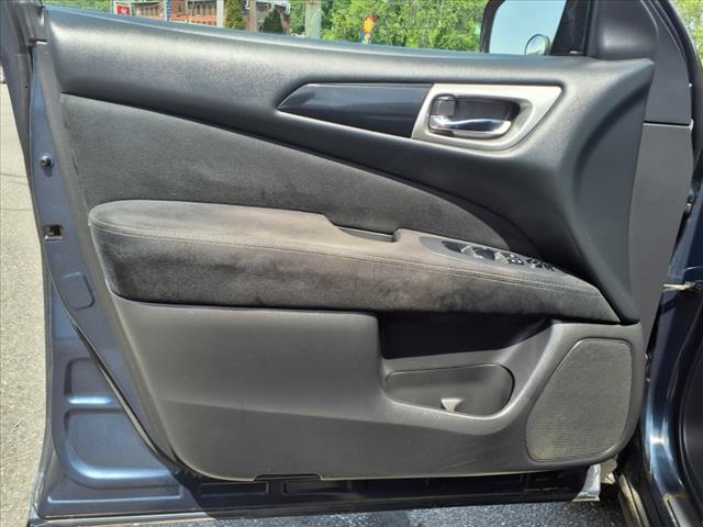 2014 Nissan Pathfinder SL